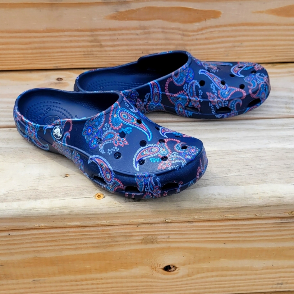 Ladies Crocs